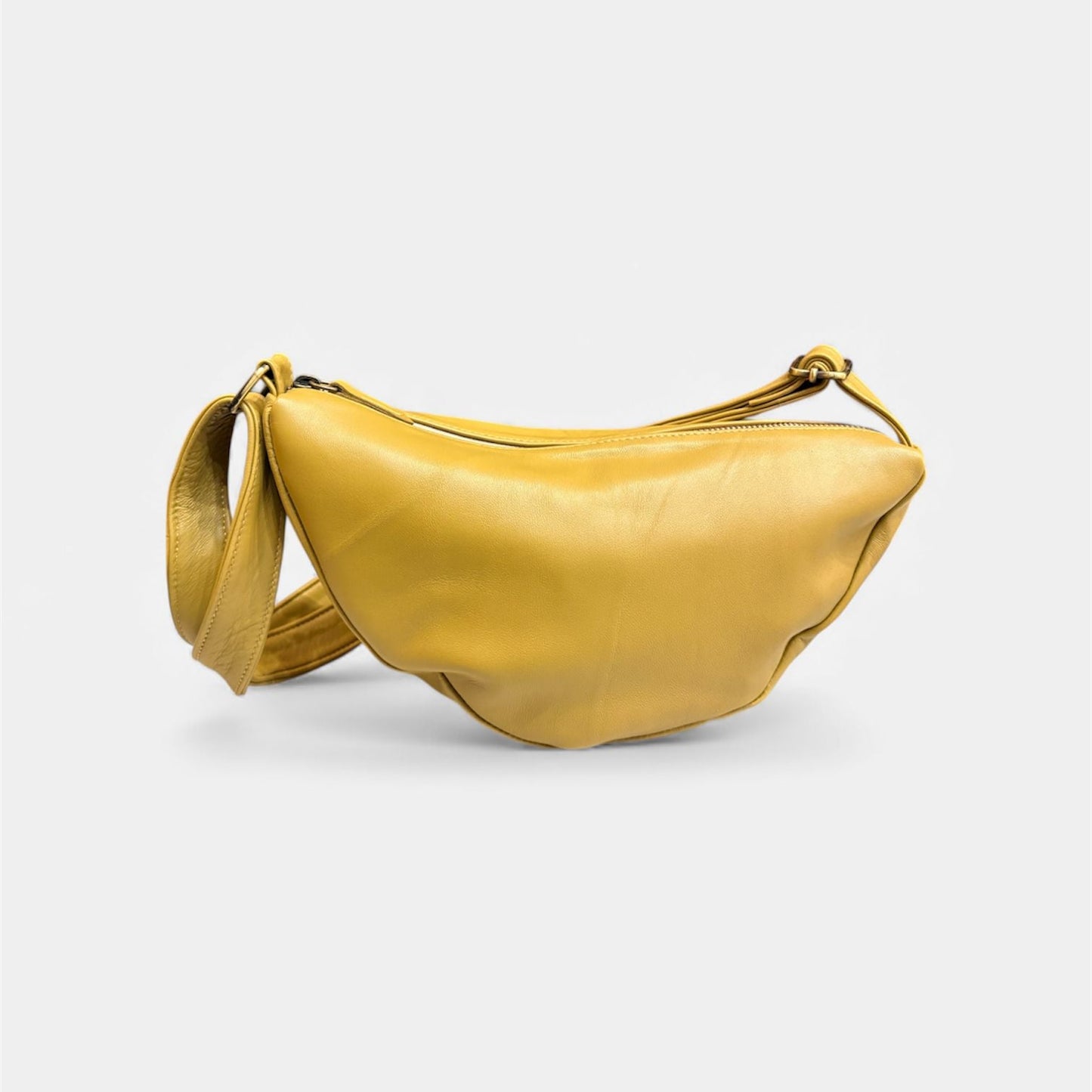 BARCACCIA // Soft leather bag
