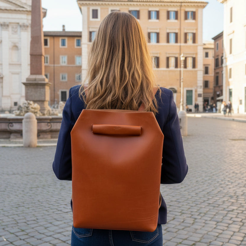 REGOLA // Convertible slim bag