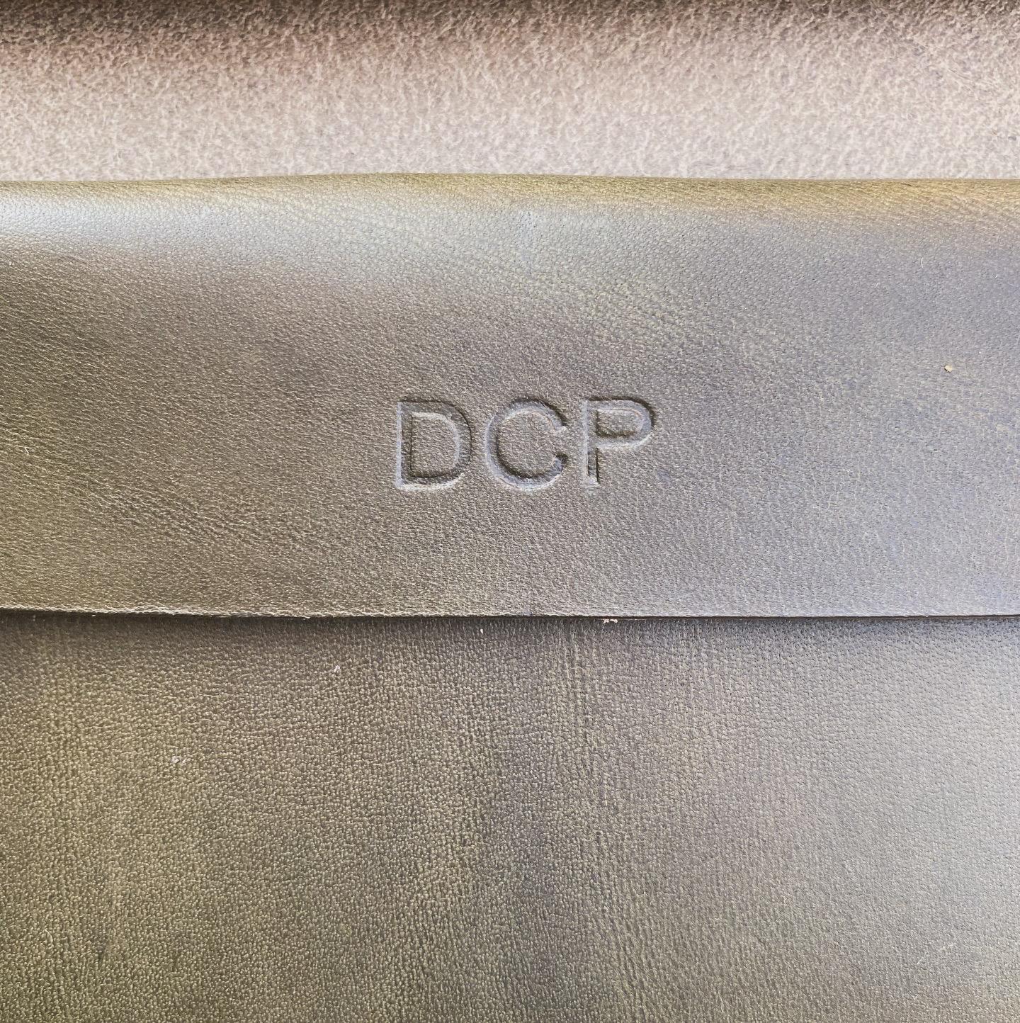 ENGRAVING // Your signature